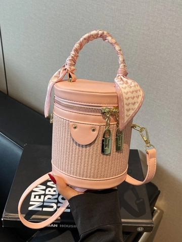 Sac Seau Cylindre Vintage pour Femme en Cuir PU Tissé Patchwork Avec Poignée Foulard en Soie Accessoires Dorés Sac Bandoulière Sac à Épaule