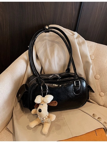 Sac à Bandoulière en Cuir PU pour Femmes Mode Brillant Boston Sac à Main Grande Capacité Design de Niche Sac Fourre-tout Avec Pendentif en Peluche