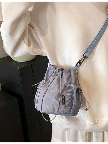 Bolso Bombonera de Nailon con Cordón para Mujer Ligero Bolsillo de Malla Casual Diario Bolso de Hombro Estilo Coreano Minimalista Color Sólido