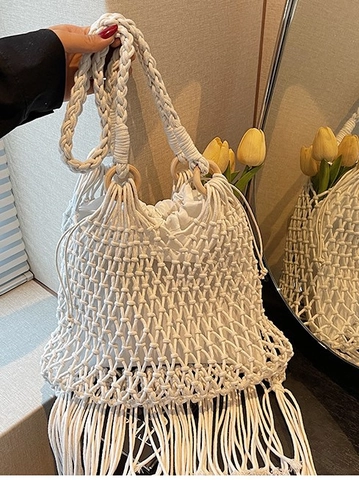 Women Bohemian Hand Woven Straw Shoulder Bag With Tassel Wood Ring Large Capacity Beach Tote Travel Handbag For Vacation