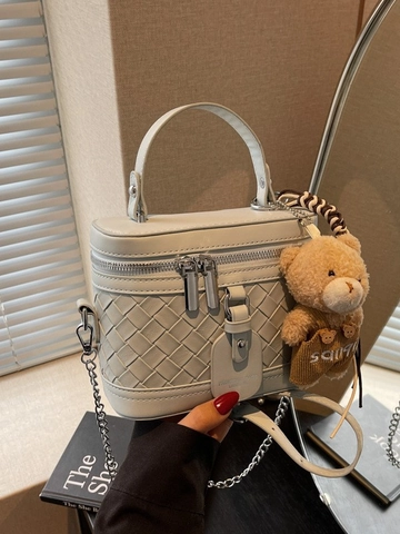 Damen Gewebte Boxtasche Mit Metallkette Und Teddybär-Anhänger PU-Leder Kleine Modische Handtasche Für Den Täglichen Gebrauch