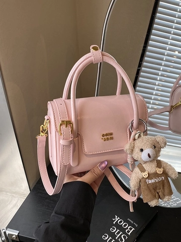 Damen PU Leder Umhängetasche Mode Kleine Quadratische Handtasche Mit Süßem Bärenanhänger Einfarbige Schultertasche Für Den Alltag