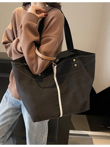 Large Capacity Canvas Tote Bag For Women Minimalist Casual Shoulder Bag With Rivet Decor Commuting Travel Handbag