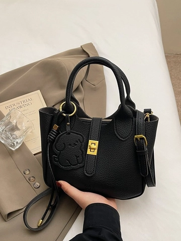 Bolso de Cubo de Cuero de PU Con Patrón de Litchi Y Colgante de Perro Para Mujer Color Sólido Simple Bolso de Hombro Bandolera