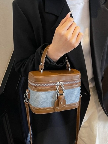 Sac Bandoulière Boîte Vintage en Patchwork de Cuir PU et Denim pour Femmes Sac à Main Rétro Avec Poignée Fermeture Éclair Chaîne