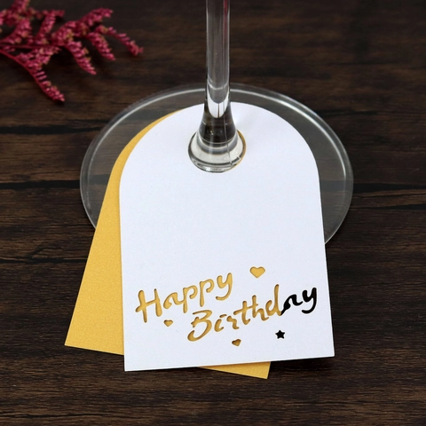 Laser Gesneden Happy Birthday Wijnglas Naamkaartjes Dubbele Laag Parelmoer Papier Tafeldecoratie Voor Verjaardagsfeest Banket
