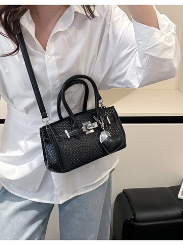 Sac à Main Femme Texture Tressée Avec Pendentif Coeur Fermoir Métallique Argenté Sac en Bandoulière Cuir PU Sac de Bureau Femme
