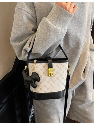Trendy Monogram Print Bucket Bag For Women Vintage PU Leather Canvas Patchwork Handbag With Gold Metal Lock And Animal Charm Adjustable Shoulder Bag
