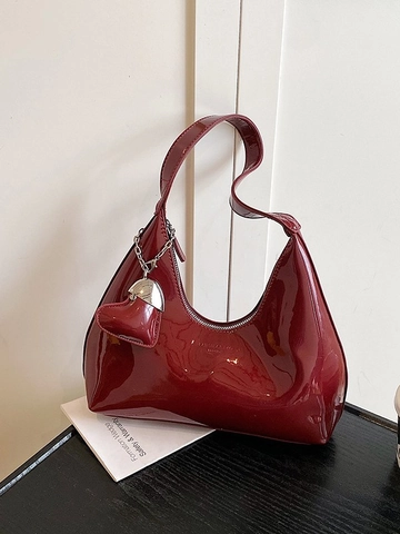 Sac Hobo en Cuir Verni pour Femmes Vintage Minimaliste Sac à Épaule Croissant Avec Pendentif Coeur Sac Sous le Bras Brillant Pour Mode