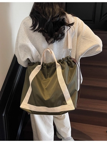 Sac Tote en Nylon Grande Capacité pour Femme Décontracté Style Coréen Sac Bandoulière Cordon Sangle Contrastée Léger
