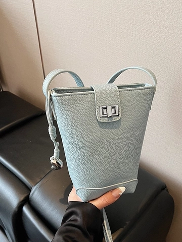 Korean Style Women PU Leather Bucket Bag Lychee Pattern Crossbody Bag with Heart Pendant Silver Lock Casual Shoulder Bag