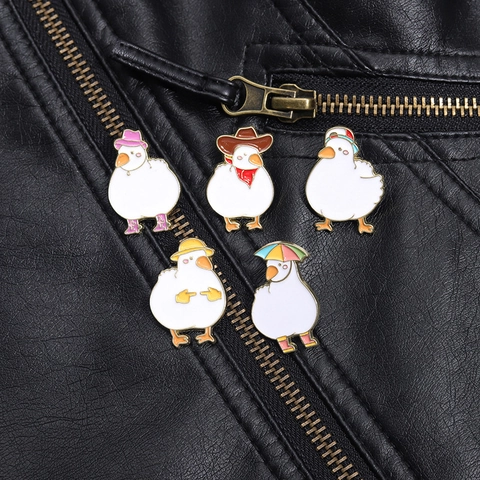 Süße Japanische Art Karikatur Weiße Ente Emaille Brosche Zinklegierung Tier Abzeichen Kreatives Accessoire Für Rucksack Kleidung Deko