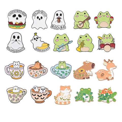 Süße Cartoon Tier Emaille Pins Geist Frosch Capybara Katze Legierung Brosche Rucksack Kleidung Dekorative Abzeichen Halloween Geschenk