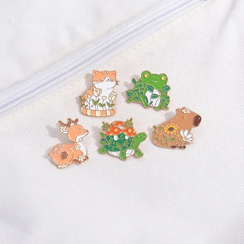 Broches Émaillées Animaux Dessin Animé Mignon Alliage Capybara Grenouille Chat Cerf Tortue Fleur Pour Sacs Vêtements Bijoux