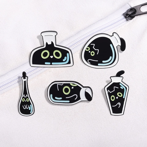 Creative Black Cat Magic Bottle Enamel Pin Cute Lab Chemistry Flask Alloy Brooch Badge Accessory Jewelry Gift For Women Men