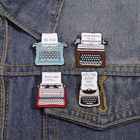 Retro Typewriter Enamel Brooch Pin Alloy Literary Quote Badge Vintage Cartoon Lapel Pin For Women Men Creative Jewelry Gift