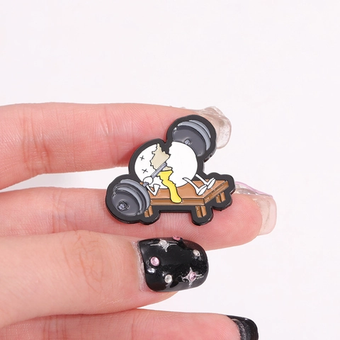 Funny Cartoon Broken Egg Bench Press Fitness Enamel Brooch Pin Creative Alloy Lapel Pin For Bags Clothing Decoration
