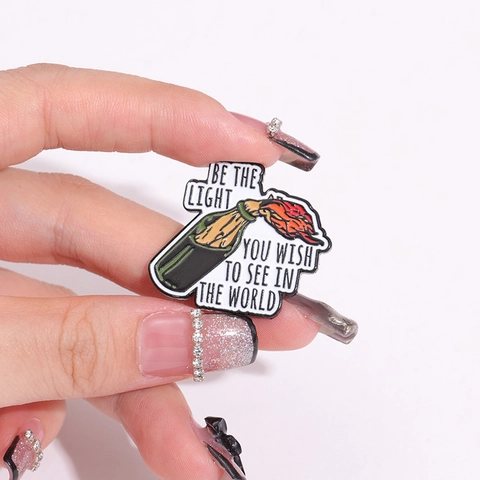 Creative Burning Bottle Flame Enamel Pin Metal Badge Be The Light Quote Brooch For Clothing Backpack Unisex Accessory