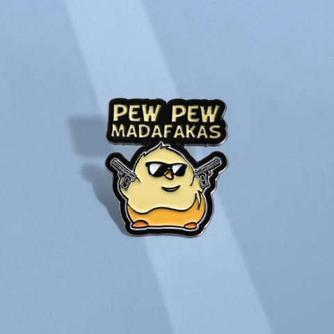 Lustige Emaille Brosche Aus Legierung Mit Cartoon Küken Sonnenbrille Double Guns Pew Pew Madafakas Slogan Für Rucksack Jacke