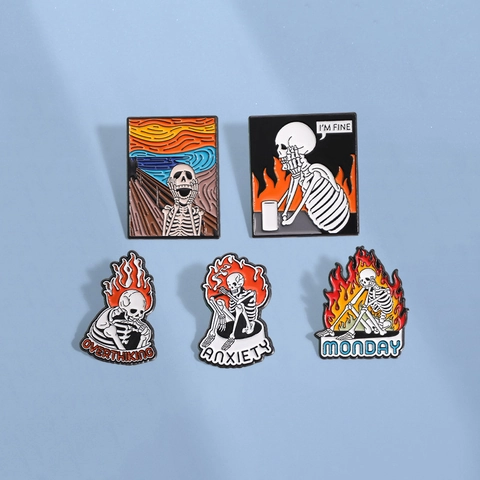 Divertente Set di Spille in Smalto a Forma di Scheletro Spilla in Lega Teschio con Fiamme Slogan Per Halloween Festa Accessori Punk
