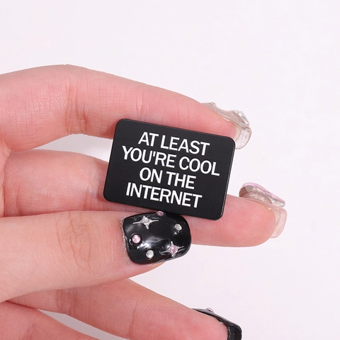 Mode Legierung Emaille Brosche Pin Lustiger Englischer Slogan Schwarzes Rechteck Abzeichen Für Kleidung Taschen Dekor Unisex Schmuck