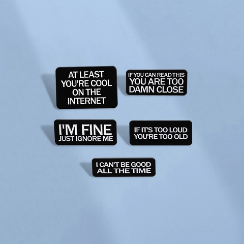 Minimalist Alloy Enamel Brooch Pin Funny English Quote Black White Rectangular Badge For Clothes Bag Decoration Unisex Jewelry
