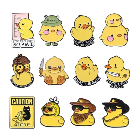 Lustige Cartoon Gelbe Ente Emaille Pins Süße Tier Meme Legierung Brosche Für Rucksäcke Kleidung Hüte Jacken Zubehör Damen Herren Schmuck Geschenk