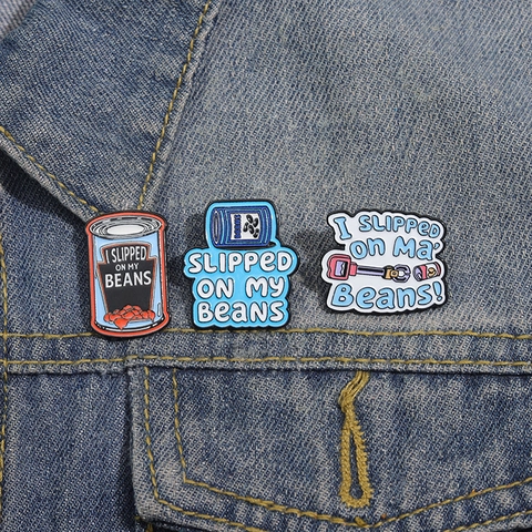 Ensemble de Pin's en Émail Cartoon Drôle Slipped On My Beans Broche en Alliage pour Décoration de Sac à Dos Vêtements Bijoux