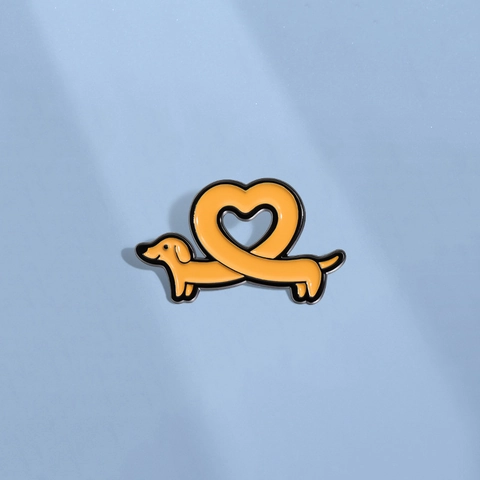 Creative Minimalist Enamel Dachshund Heart Brooch Alloy Animal Cartoon Lapel Pin Decorative Jewelry For Clothing Bags