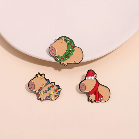 Weihnachten Capybara Emaille Pin Zinklegierung Cartoon Tier Brosche Abzeichen Für Kleidung Taschen Party Schmuck Geschenk Damen Herren