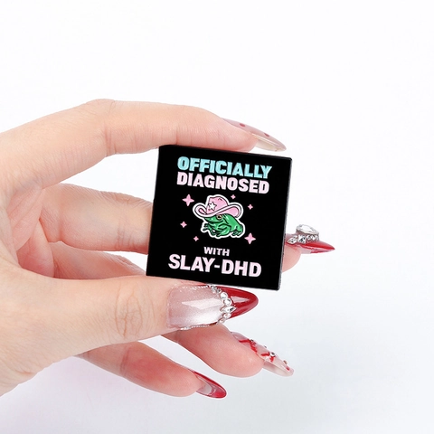 Square Enamel Frog Brooch With Pink Cowboy Hat Badge Officially Diagnosed With Slay-Dhd Humorous Alloy Pin For Clothes Bag