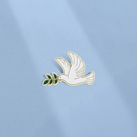 Enamel Peace Dove Brooch With Olive Branch Zinc Alloy White Gold Bird Badge Pin For Clothes Backpack Accessories Gift