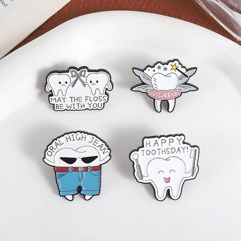 Creative Cartoon Tooth Enamel Pin Alloy Dental Brooch Oral Hygiene Dentist Nurse Gift Badge Jewelry Accessories For Clothing