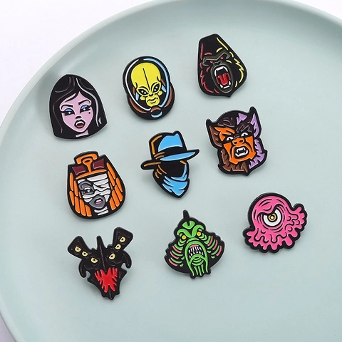 Cartoon Horror Monster Enamel Brooch Pin Zinc Alloy Gorilla Vampire Mummy Alien Badge For Clothes Bag Gothic Jewelry Gift