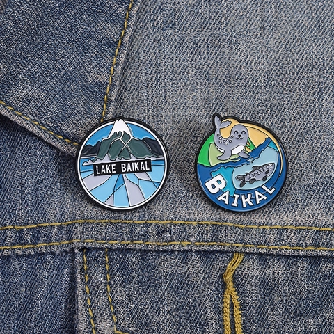 Creatieve Baikalmeer Emaille Pin Berg Zeehond Patroon Rond Geometrisch Legering Broche Revers Badge Souvenir Cadeau