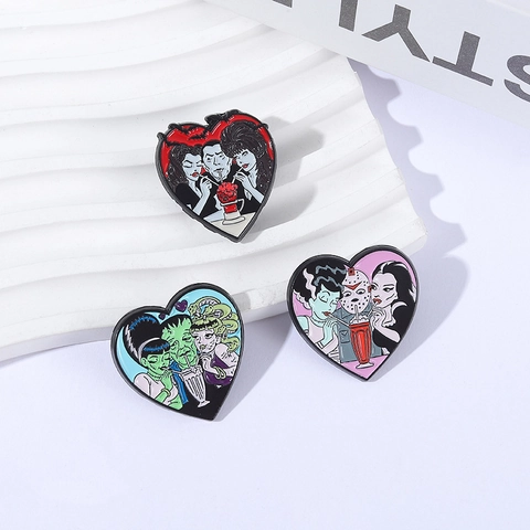 Pines de Esmalte Corazón Película de Terror Personaje de Villano de Dibujos Animados Insignia Viernes 13 Jason Frankenstein Broche Joyería Unisex