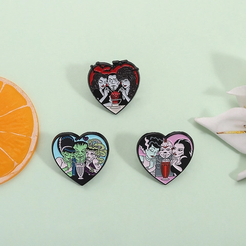 Pines de Esmalte Corazón Película de Terror Personaje de Villano de Dibujos Animados Insignia Viernes 13 Jason Frankenstein Broche Joyería Unisex
