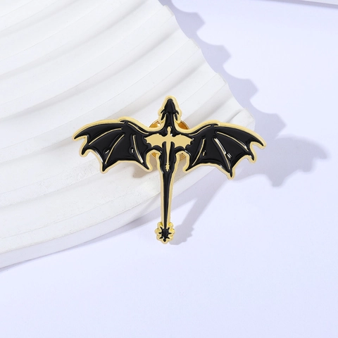 Gothic Fliegender Drache Emaille Pin Metall Brosche Schwarz Gold Fantasie Tier Revers Abzeichen Für Kleidung Rucksack Unisex
