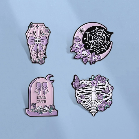 Pastel Goth Halloween Enamel Pin Purple Coffin Moon Spiderweb Tombstone Skeleton Ribs Zinc Alloy Brooch For Women Party Badge