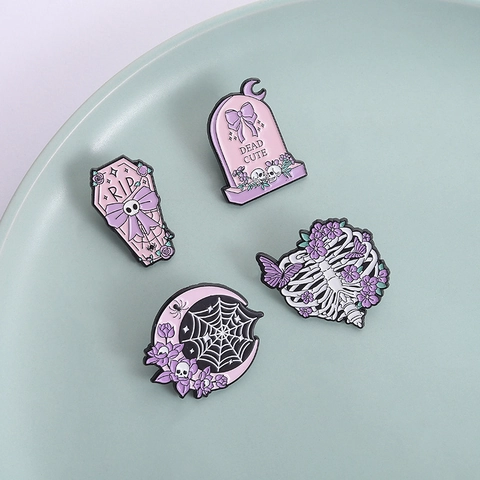 Pastel Goth Halloween Enamel Pin Purple Coffin Moon Spiderweb Tombstone Skeleton Ribs Zinc Alloy Brooch For Women Party Badge