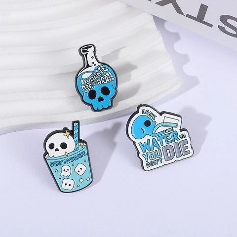 Broche Humorístico de Aleación de Esmalte Esqueleto Botella de Poción Taza Pin Insignia para Mochila Ropa Joyería de Halloween Regalo