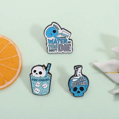 Broche Humorístico de Aleación de Esmalte Esqueleto Botella de Poción Taza Pin Insignia para Mochila Ropa Joyería de Halloween Regalo