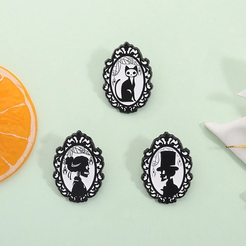 Donkere Gothic Vintage Frame Broches Legering Emaille Skelet Kat Silhouetten Pin Badges Halloween Party Kostuum Sieraden Cadeau