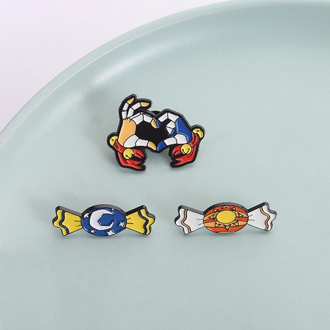 Ensemble de Pins en Émail Dessin Animé en Alliage de Zinc Soleil Lune Bonbon Geste du Cœur Broche pour Vêtements Sac à Dos Accessoires Mode