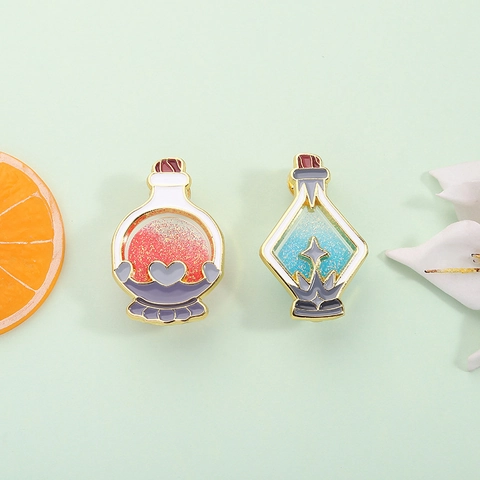 Creative Magic Potion Bottle Enamel Pin Glitter Drip Oil Alloy Brooch Fairytale Style Badge For Backpack Unisex Jewelry Gift