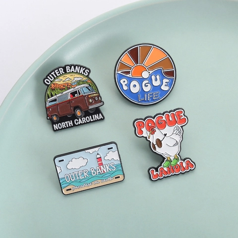 Vintage Alloy Enamel Brooch Pin Set Coastal Sunset Wave Lighthouse Retro Van Cartoon Chicken Design Badge For Backpack Clothes