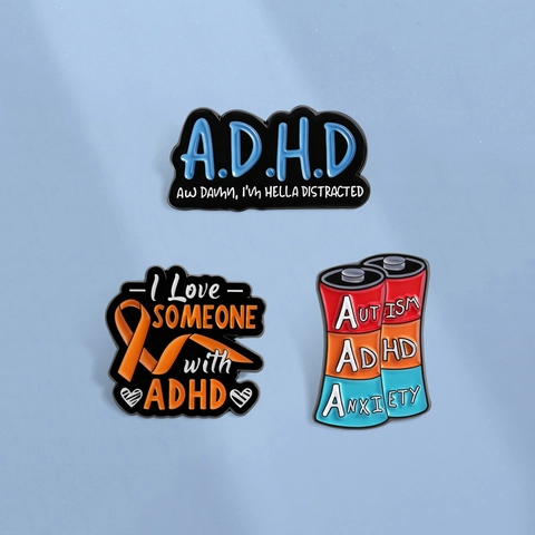 Καρφίτσα από Κράμα Ψευδαργύρου ADHD Αυτισμός Άγχος Ευαισθητοποίηση Σμάλτο Αστείο Γράμμα Ψυχική Υγεία Μπαταρία Καρδιά Κορδέλα Σήμα για Ρούχα Τσάντες Κοσμήματα Δώρο