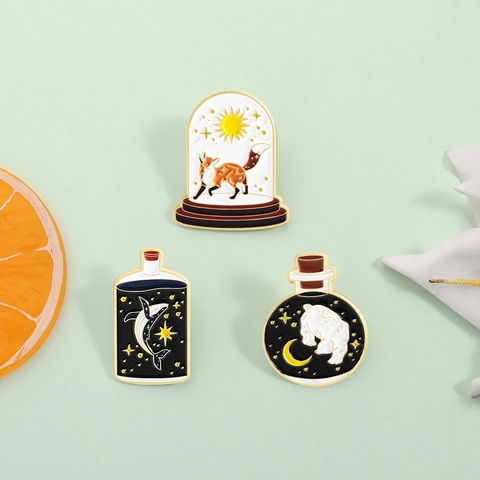 Broche en Émail Animale Ciel Étoilé Alliage Dessin Animé Renard Ours Polaire Baleine Bouteille Badge Créatif Accessoires Conte de Fées Bijoux Cadeau
