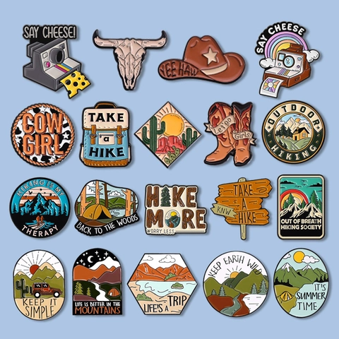 Vintage Legierung Emaille Pin Brosche Outdoor Wandern Camping Reise Kaktus Cowboyhut Kamera Western Stil Reversnadel Für Rucksack