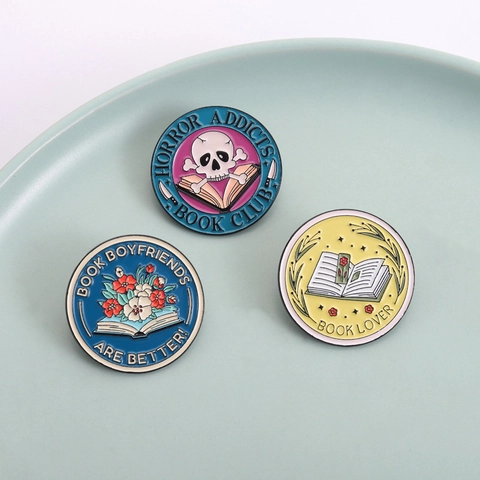 Enamel Book Lover Brooch Set Zinc Alloy Horror Addicts Book Club Round Badge Literary Jewelry Gift For Readers Bookworms